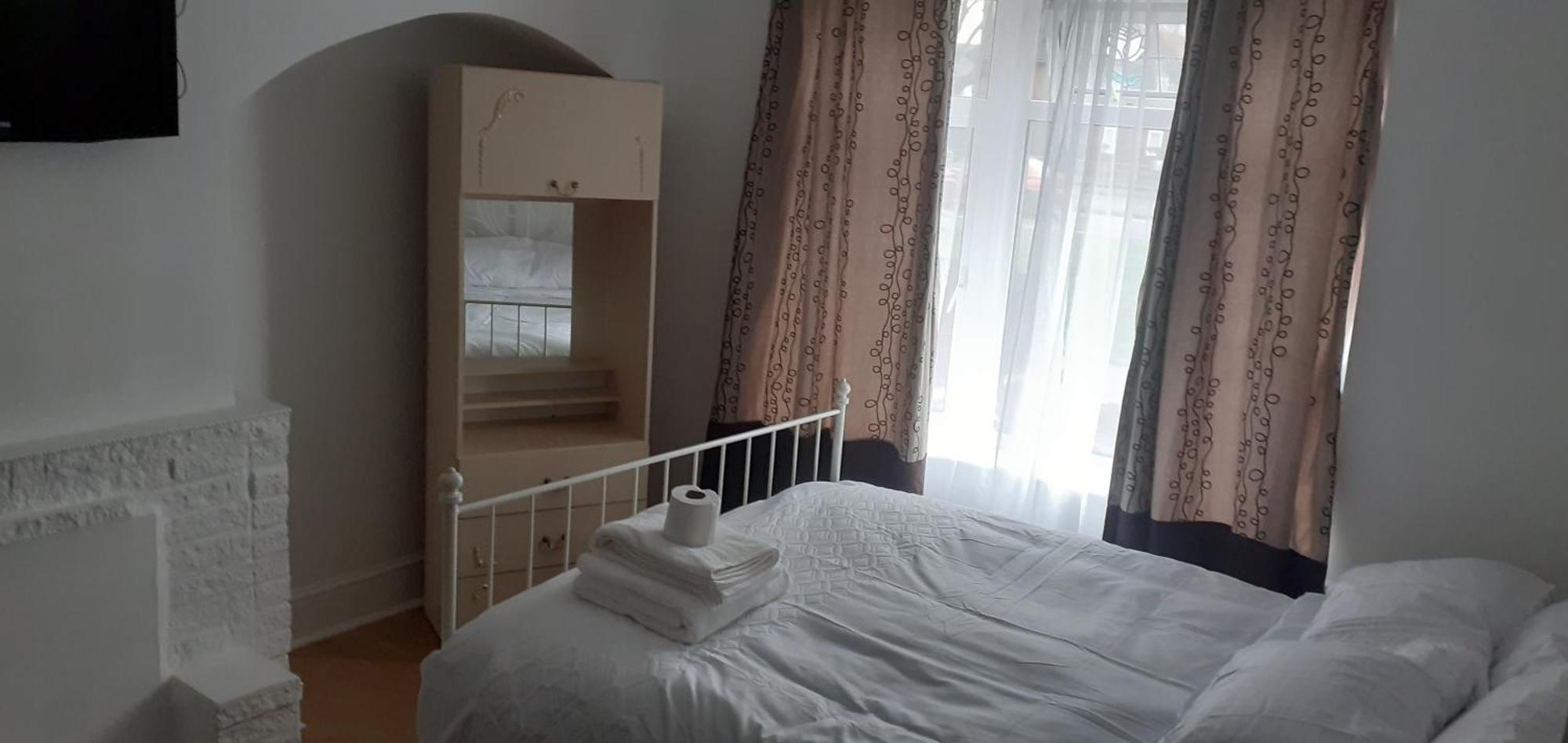 Tonyhomes Dagenham
